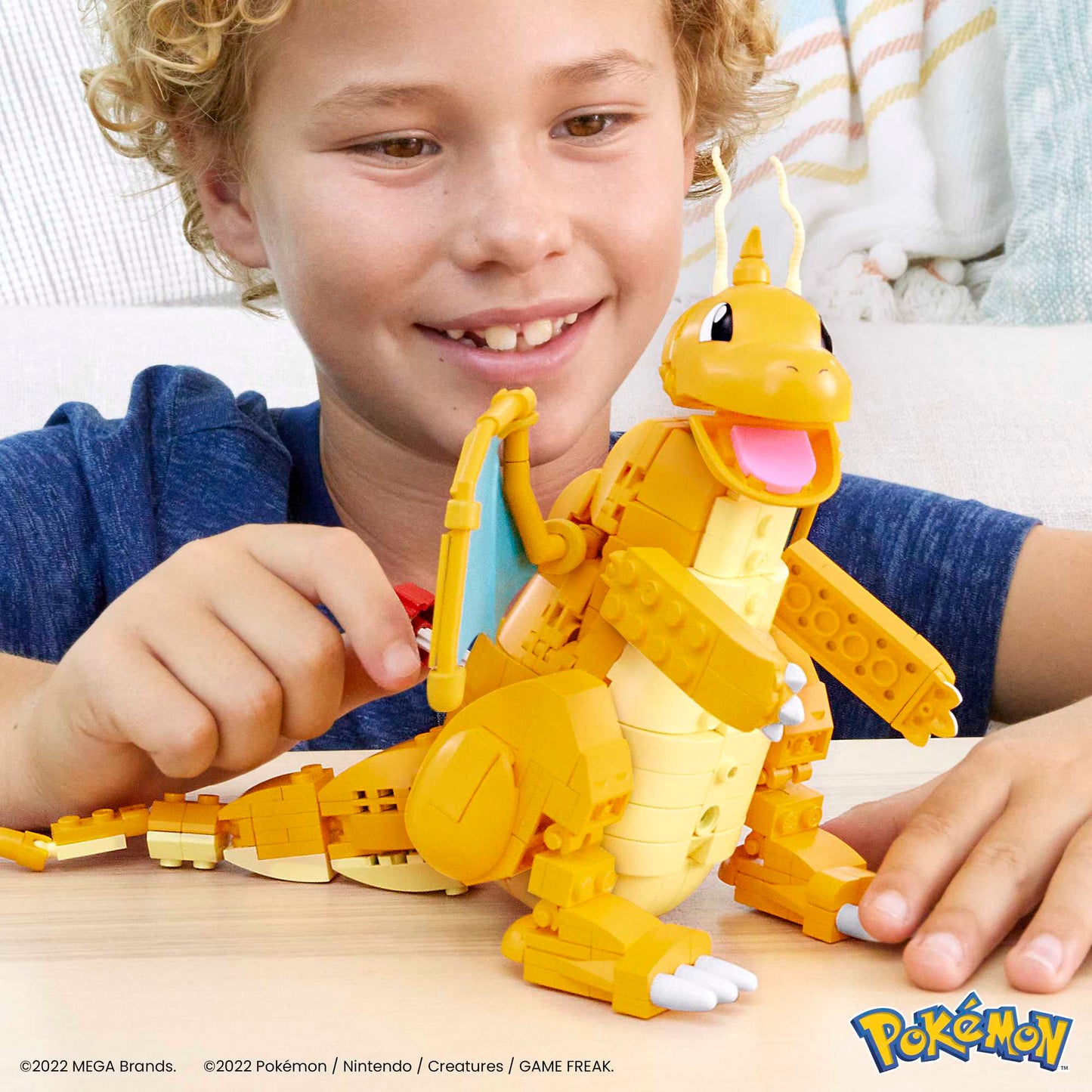 MEGA Pok¨¦mon Building Toy Kit Dragonite (387 Pieces) With Motion For Kids